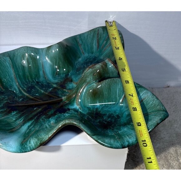 Blue Mountain Pottery Dish Leaf Shaped Candy Trinket Green Drip Glaze 14 x 10" - Picture 7 of 9